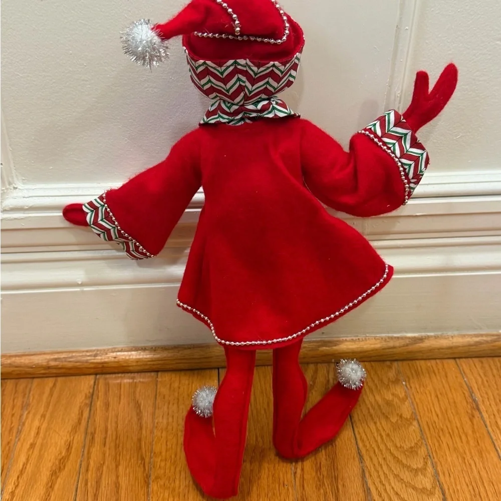 Annalee Mobalite poseable woman doll elf beaded coat caroler Christmas decor